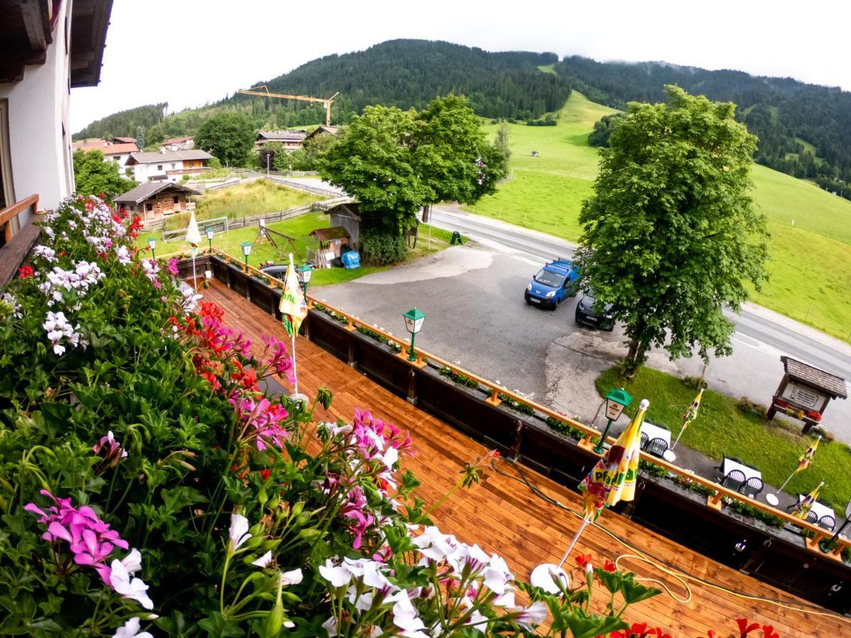 Hotel Christoffel Niederau Exteriör bild